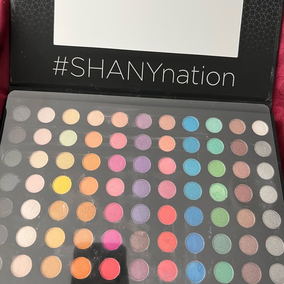 🎉Host pick 🎊SHANY Eyeshadow Palette, Ultra Shimmer, Studio Colors  88 colors - Picture 5 of 9
